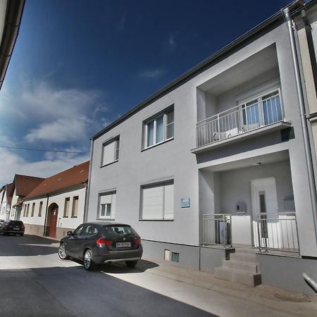 Zentrum 2 Moerbisch Mörbisch am See Εξωτερικό φωτογραφία